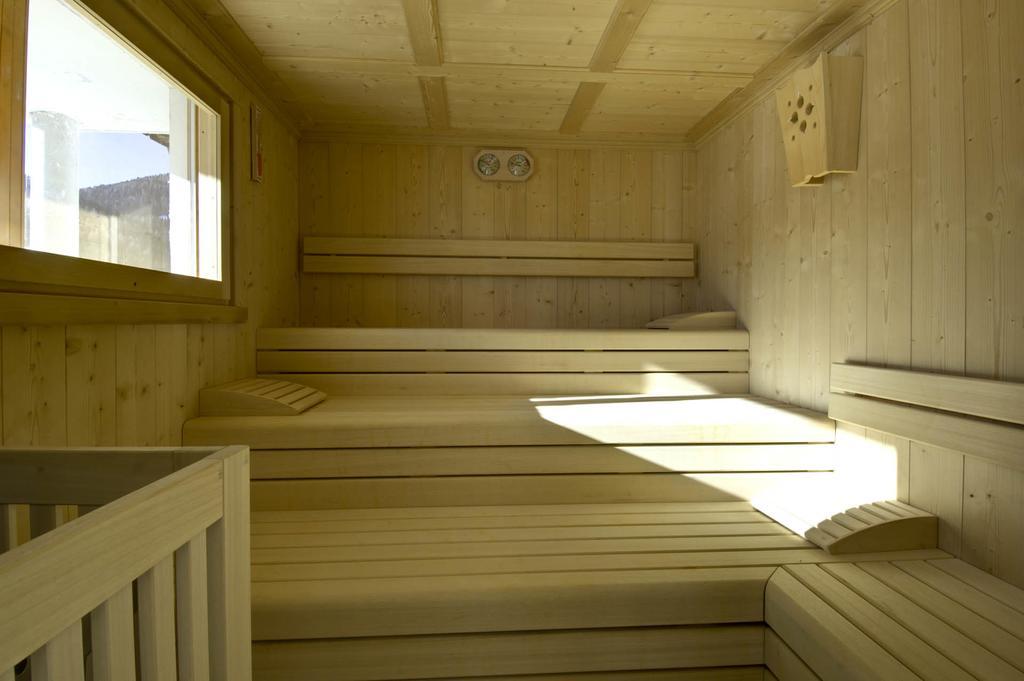 سان كاسيانو Family And Wellness Residence Ciasa Antersies المظهر الخارجي الصورة