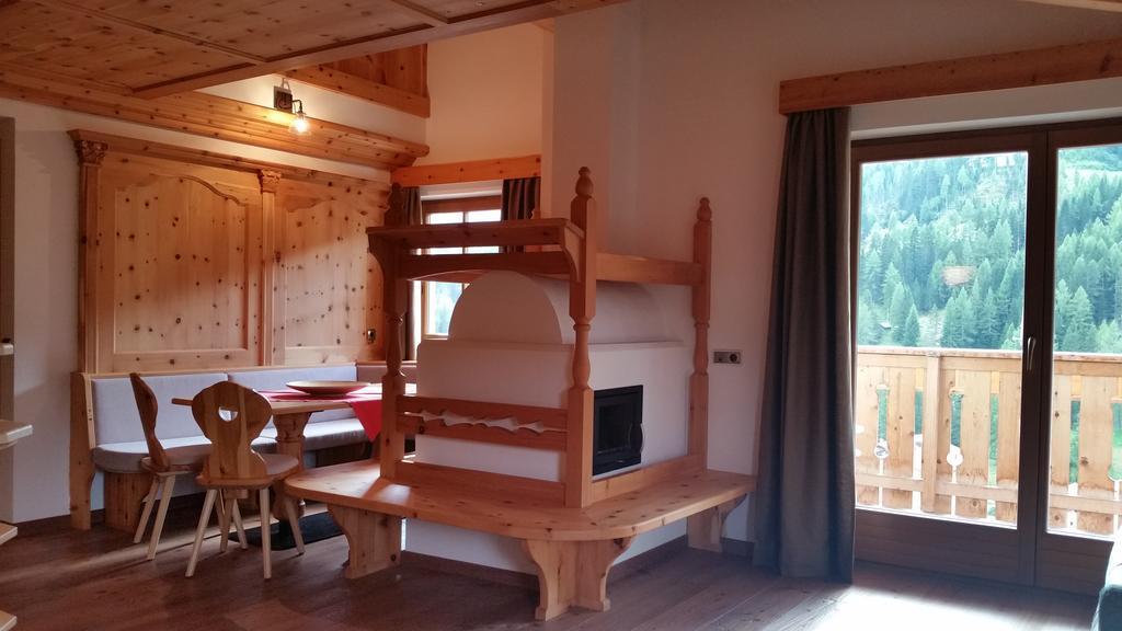 سان كاسيانو Family And Wellness Residence Ciasa Antersies الغرفة الصورة