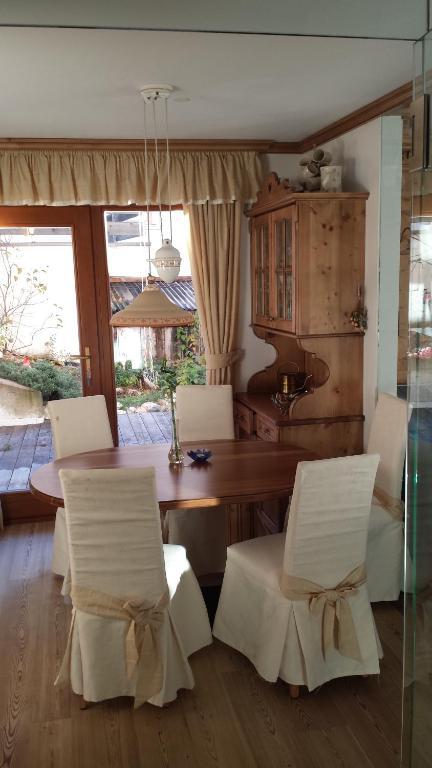 سان كاسيانو Family And Wellness Residence Ciasa Antersies الغرفة الصورة